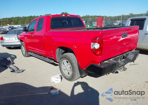 2016 Toyota Tundra Sr 4.6L V8 z USA, uszkodzony, nr VIN 5TFRM5F12GX104998